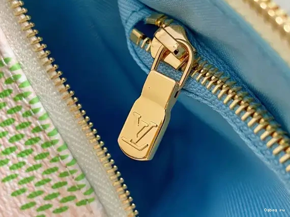 Accessoires-23.5*13.5*4CM Pochette VUITTON LOUIS 0608